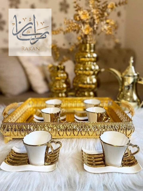 فناجين قهوة تركي المزينة بشكل قلب